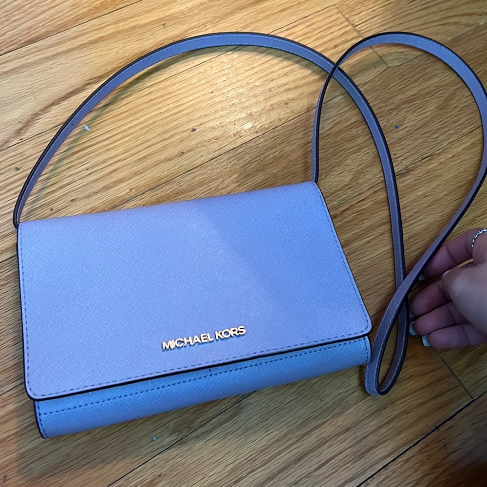 Michael kors crossbody bag lavender